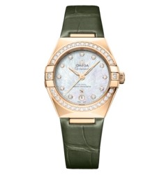 Omega 131.58.29.20.55.003 : Constellation Manhattan 29 Co-Axial Master Chronometer Moonshine Gold - Diamond / MOP Supernova / Alligator Omega 131.58.29.20.55.003 : Constellation Manhattan 29 Co-Axial Master Chronometer Moonshine Gold - Diamond / MOP Supernova / Alligator