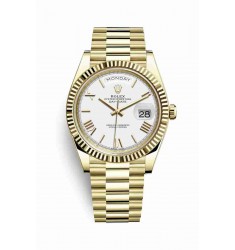 Rolex Day-Date 40 18 ct yellow gold 228238 White Dial Watch